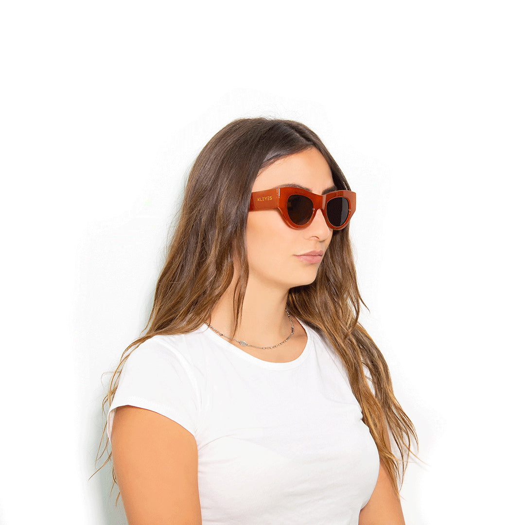 LUNETTES DE SOLEIL « MIRANDA » SHINY ORANGE Cod.: KL0068WH
